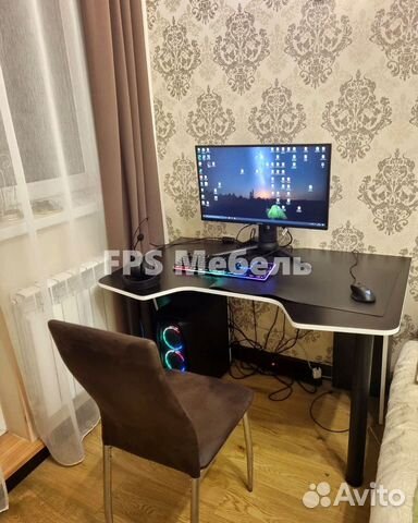 Игровой компьютерный стол