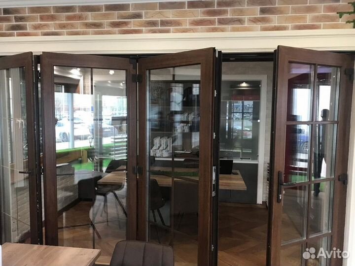 Двери раздвижные гармошка под дерево