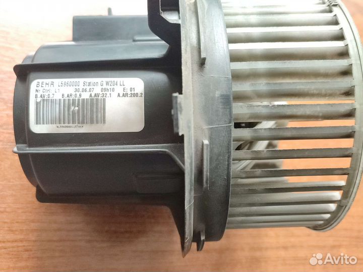 Моторчик отопления печки Mercedes (нерабочий)