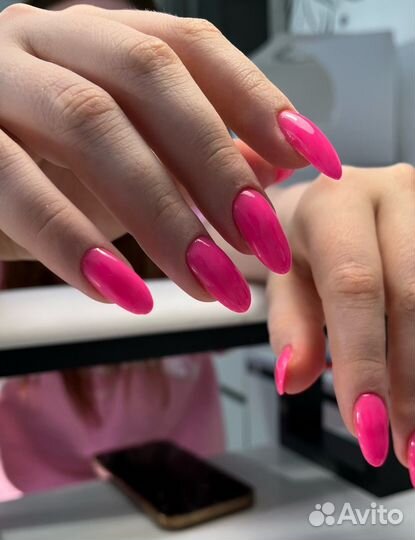 Пудровый маникюр