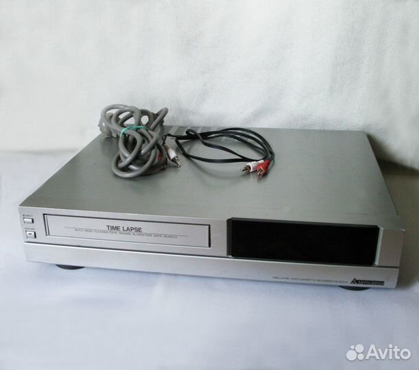Видеомагнитофон Mitsubishi HS-5300EA