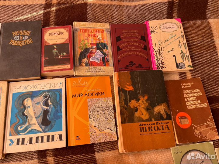 Продам книги