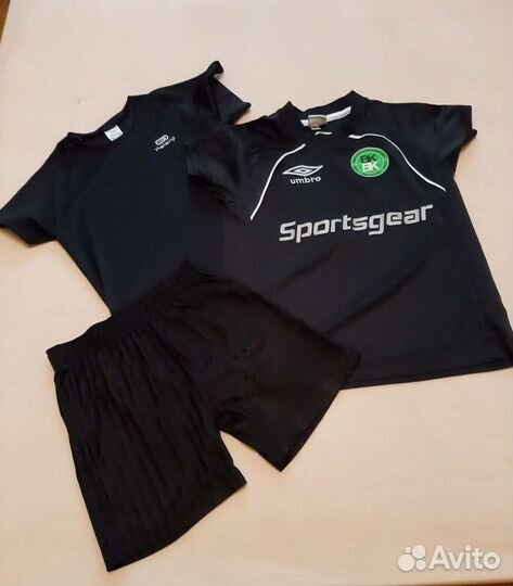 2футболки шорты 116-122см