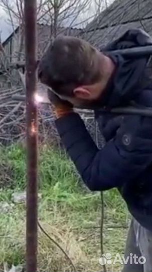 Сварщик, ученник разнорабочий