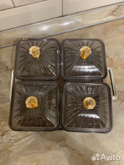 Менажница с крышкой новая