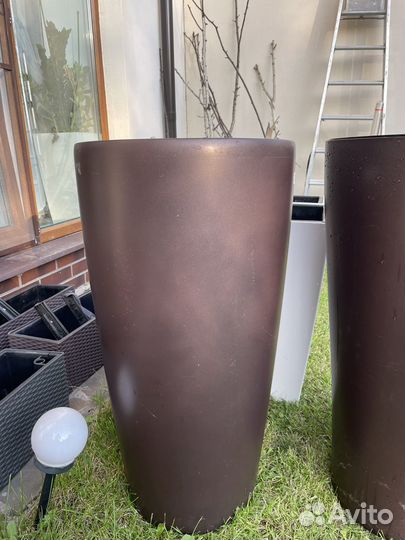 Кашпо с автополивом lechuza