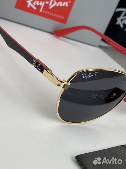 Солнцезащитные очки Ray-Ban