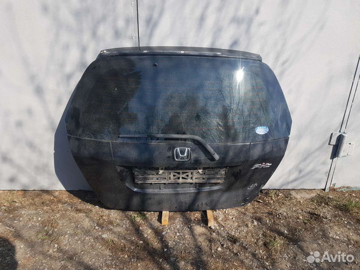 Крышка багажника хонда фит