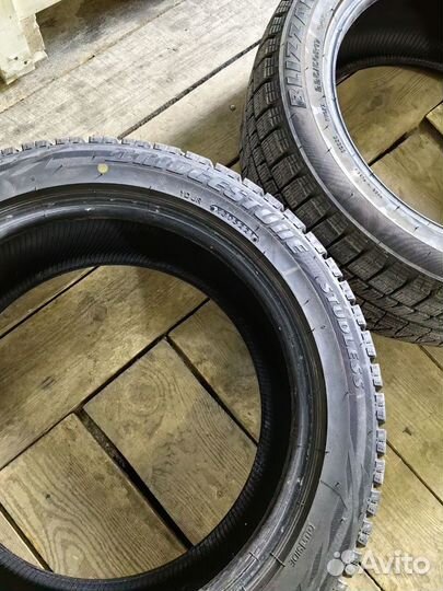 Bridgestone Blizzak Revo GZ 225/50 R17