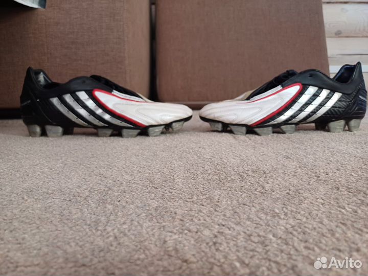 Бутсы adidas predator powerswerve white black