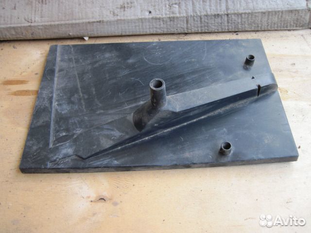 Площадка акб 8200792424 рено логан