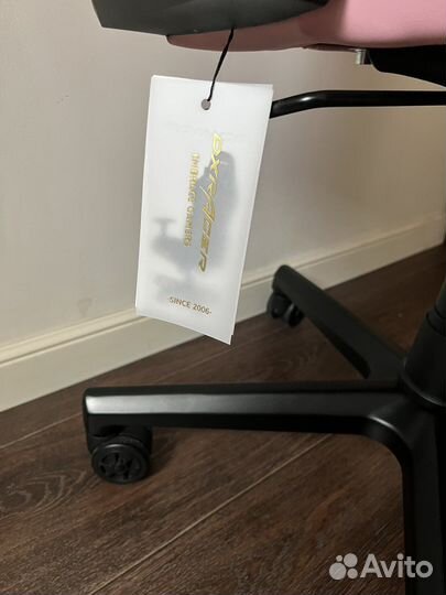 Игровое кресло dxracer