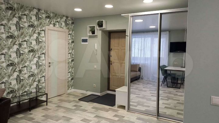 2-к. квартира, 46 м², 1/10 эт.