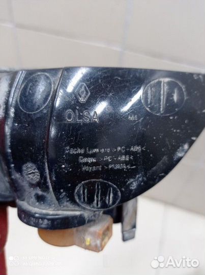 Фонарь заднего бампера Renault Scenic