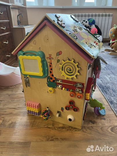 Бизидом большой