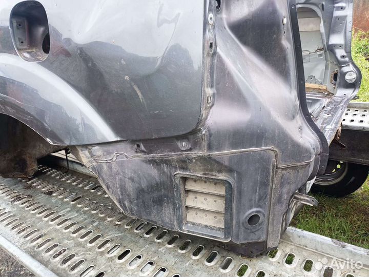 Задняя панель Mitsubishi Outlander xl