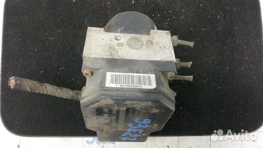 Блок ABS KIA carens 3 (93E27KW01)