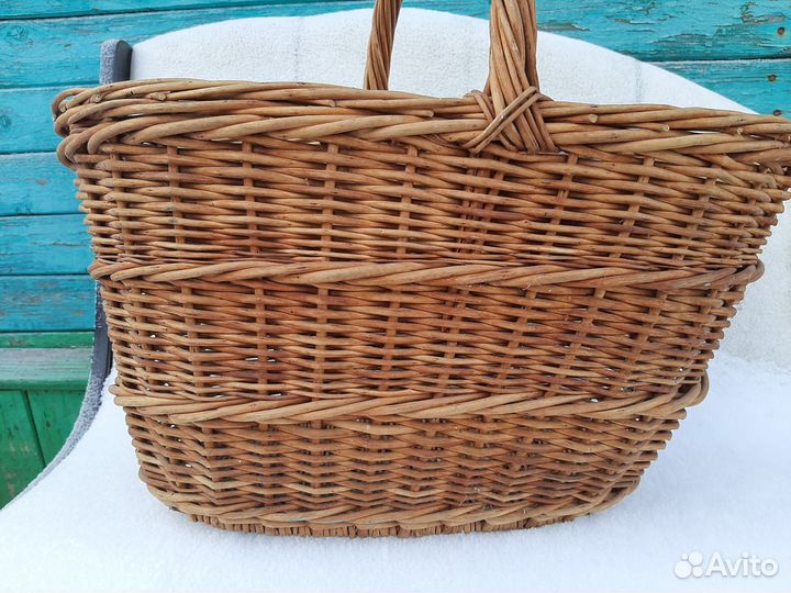 Корзина плетеная