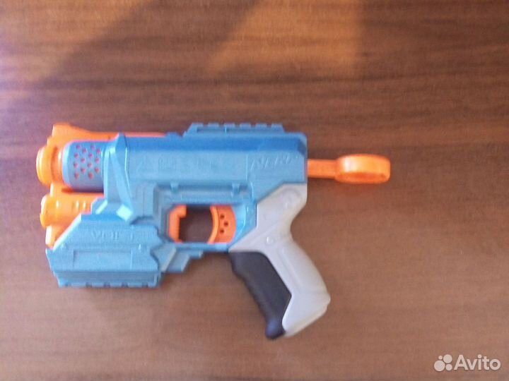 Бластер нёрф