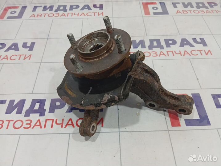 Кулак поворотный передний левый Nissan Tiida (C11) 40015-ED000