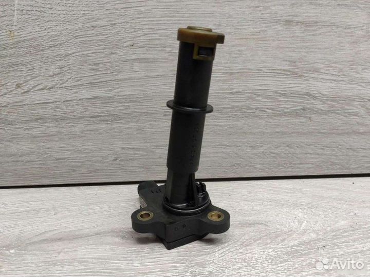 Датчик уровня масла Mercedes OM646