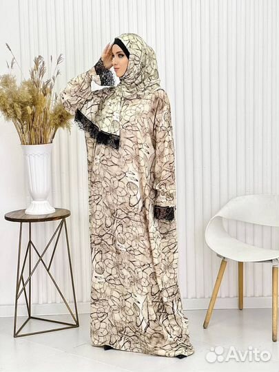 Намазник с пришитым хиджабом (шарф не пришит)