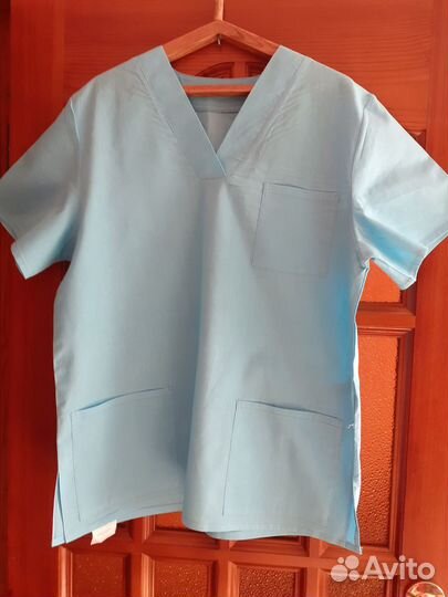 Медицинский костюм новый