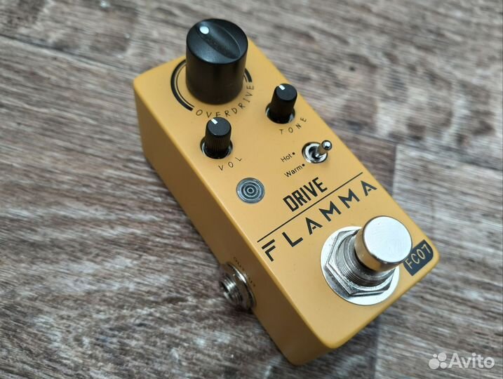 Гитарная педаль flamma drive, tremolo