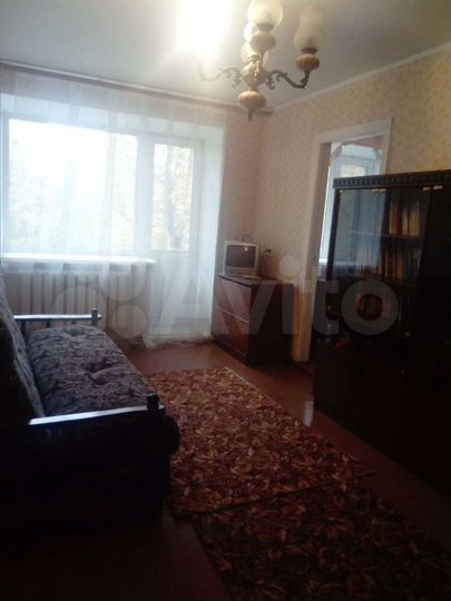 2-к. квартира, 42 м², 3/5 эт.