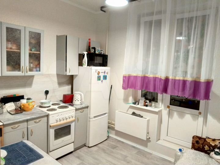 1-к. квартира, 38 м², 10/18 эт.