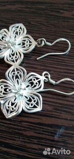 Красивые серьги