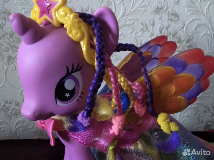 My Little Pony Единорог. Искорка Большая