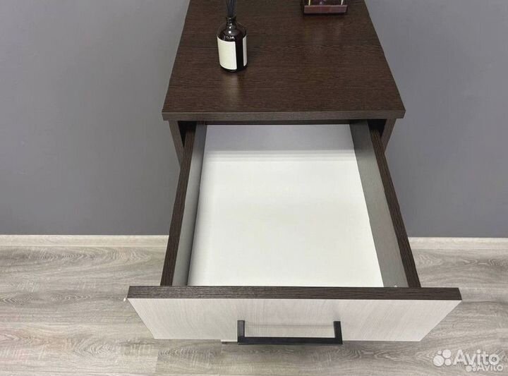 Комод высокий в наличии