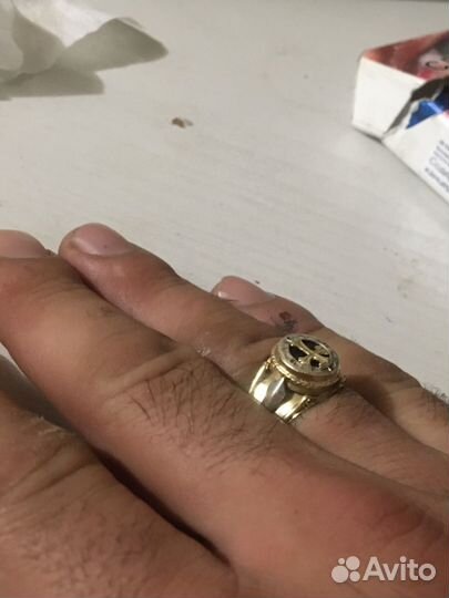 Мужская золотая печатка 585