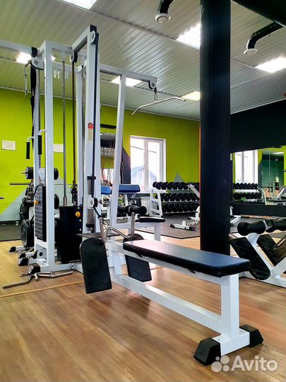 Фитнес-клуб и тренажерный зал