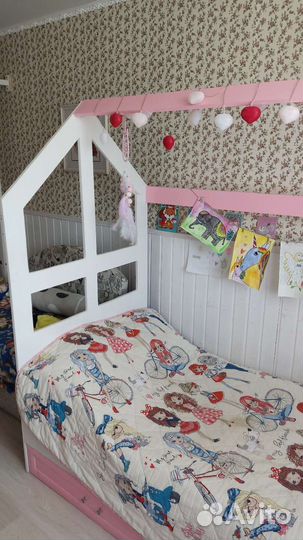 Детская кровать домик