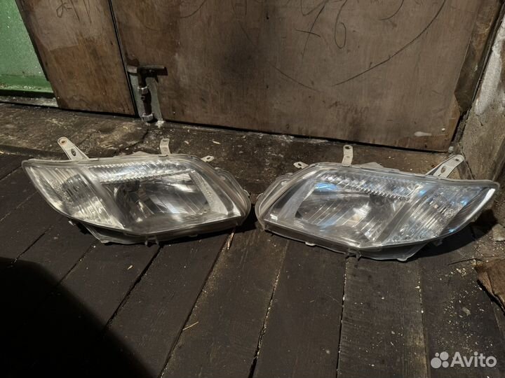 Фары тойота аксио филдер