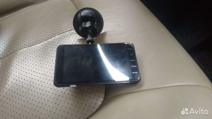 Видеорегистратор Navitel R-800