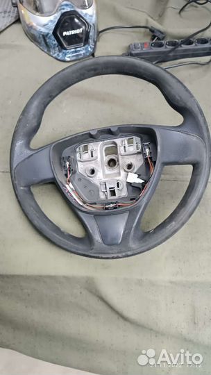 Руль на renault logan 2