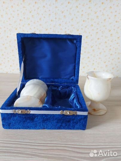 Рюмки из оникса в подарочной упаковке