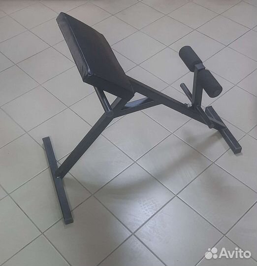 Тренажер для гиперэкстензии