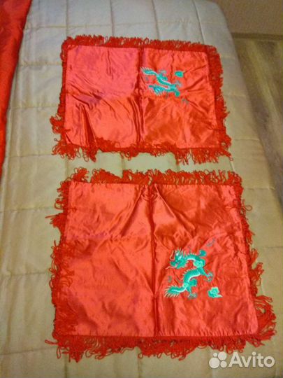 Атласное покрывало + 2 наволочки