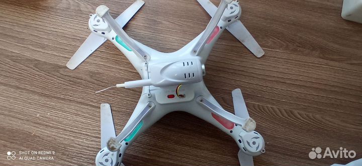 Квадрокоптер syma x5sw