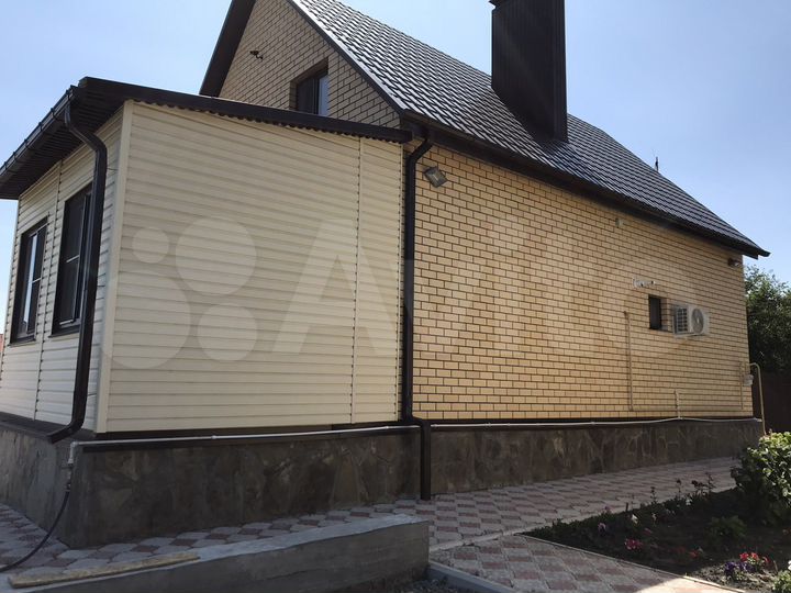 Коттедж 110 м² на участке 9 сот.