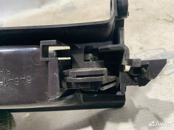 Ручка открывания багажника Toyota Vista SV32 3S-FE