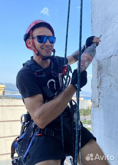 Монтажник кондиционеров - альпинист