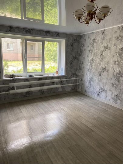 2-к. квартира, 37 м², 1/2 эт.