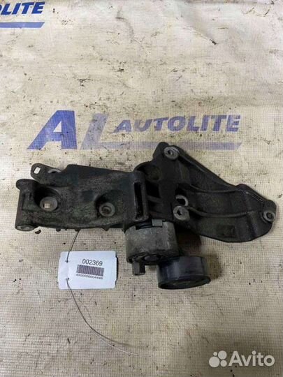 Натяжитель ремня генератора Renault Laguna 2 1.6