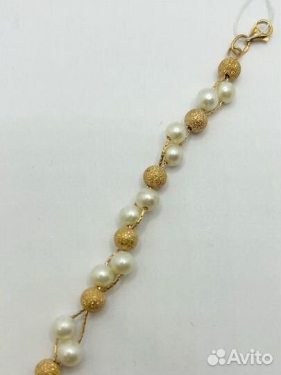 Золотой браслет с камнем