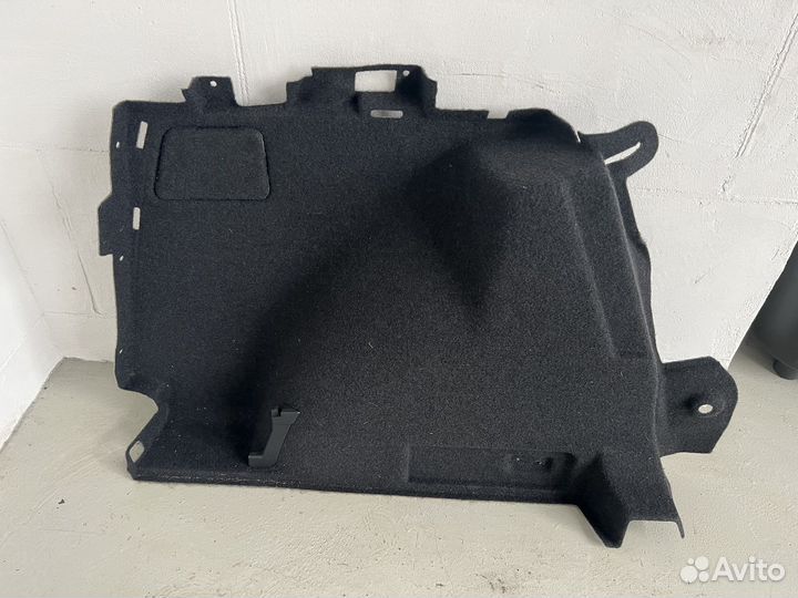 Обшивка багажника Skoda Karoq